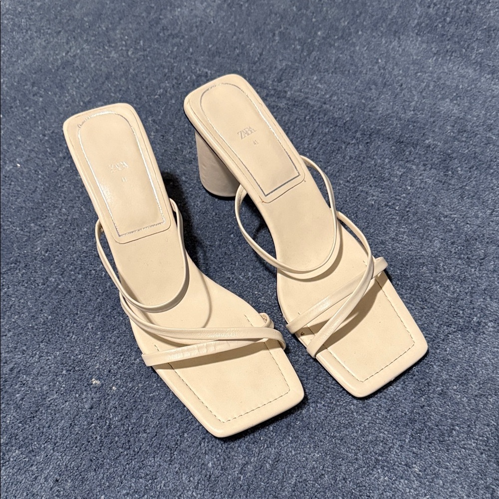 Zara Women's Beige Strappy Heels